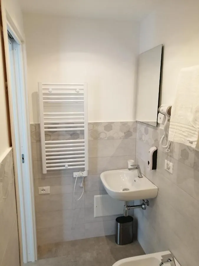 Oda ve Kahvaltı Bed And Breakfast My Home Pisa